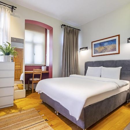 Dreamy And Central Flat In Beyoglu Istanboel Buitenkant foto